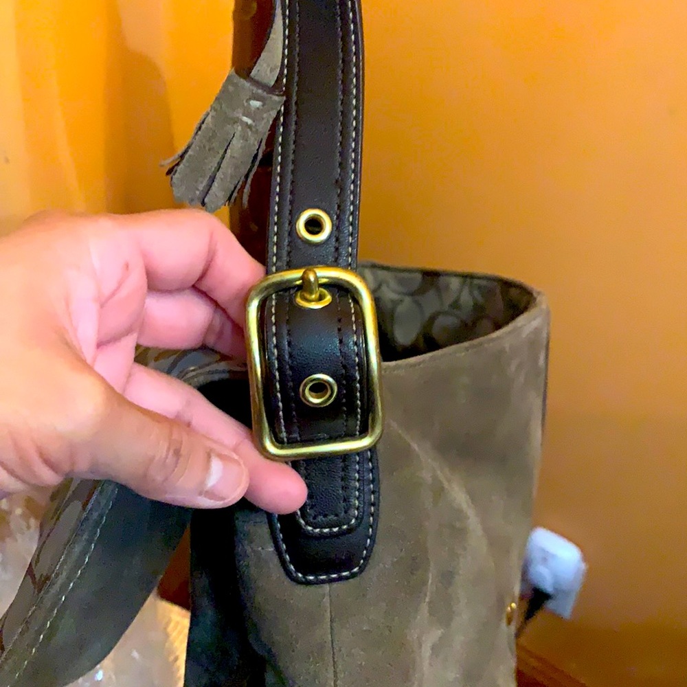 Coach suede brown flap leather purse! - Picture 10 of 11